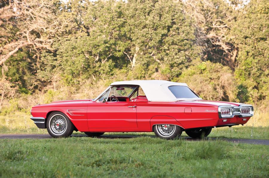  Ford Thunderbird Convertible 1965 года  (фото 3 из 26)